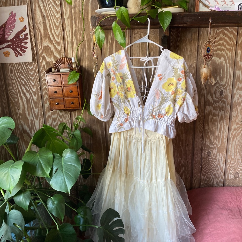 Psychic Outlaw - handmade graham short sleeve tablecloth top - women’s size S - Picture 4 of 5